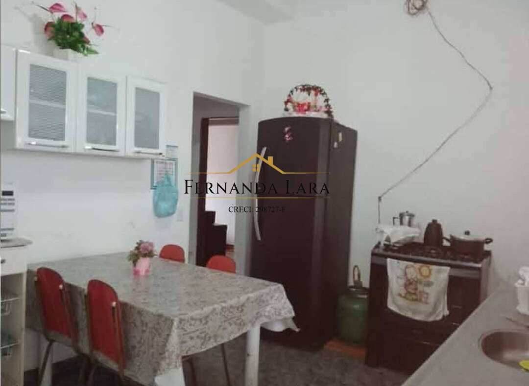 Casa à venda em Peruíbe, Jardim dos Prados, com 4 quartos, 98m² - Fernanda Lara Corretora