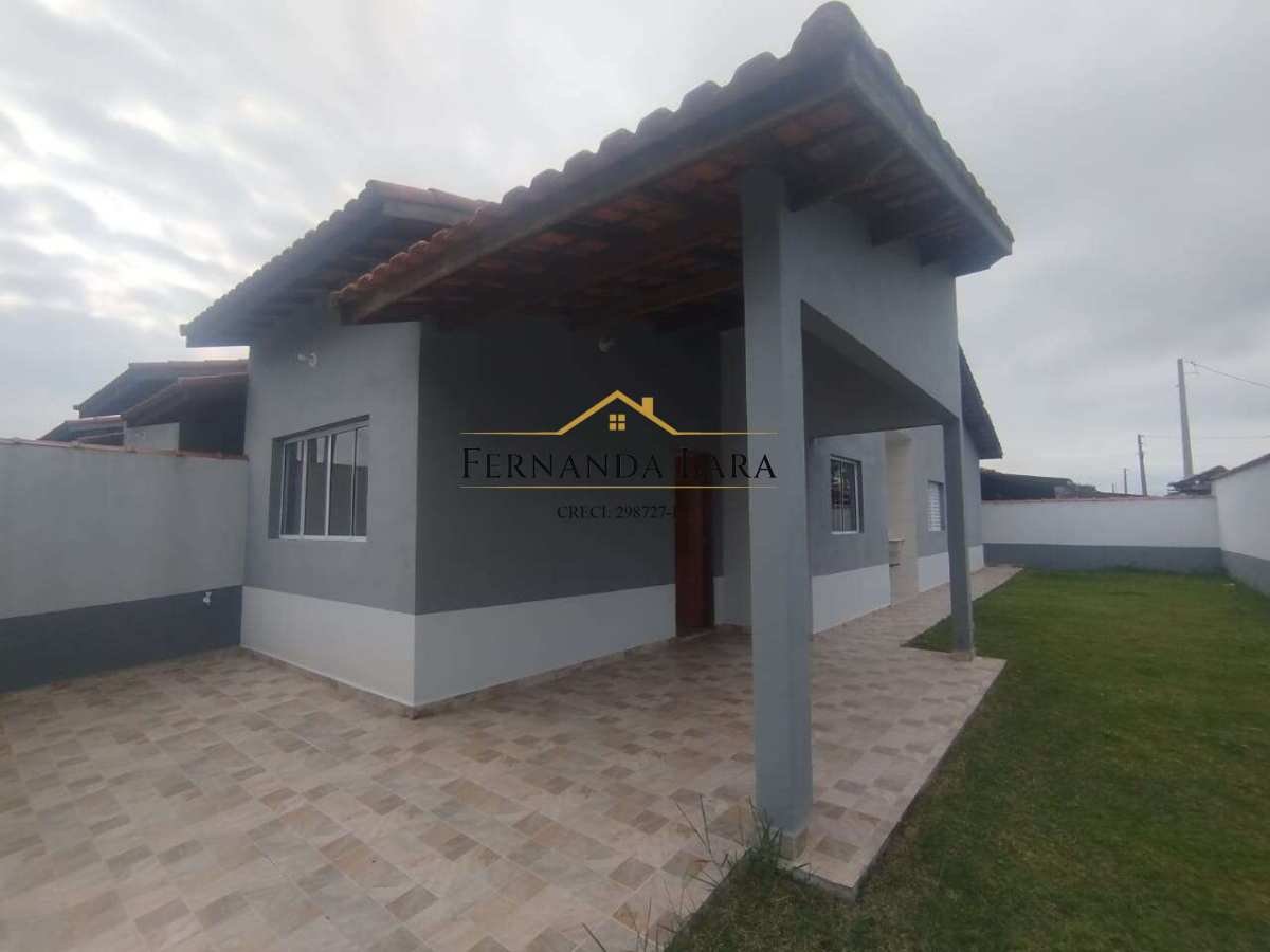Casa à venda em Peruíbe, Jardim Somar, com 2 quartos, 77m² - Fernanda Lara Corretora