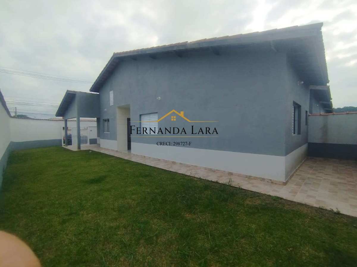 Casa à venda em Peruíbe, Jardim Somar, com 2 quartos, 77m² - Fernanda Lara Corretora