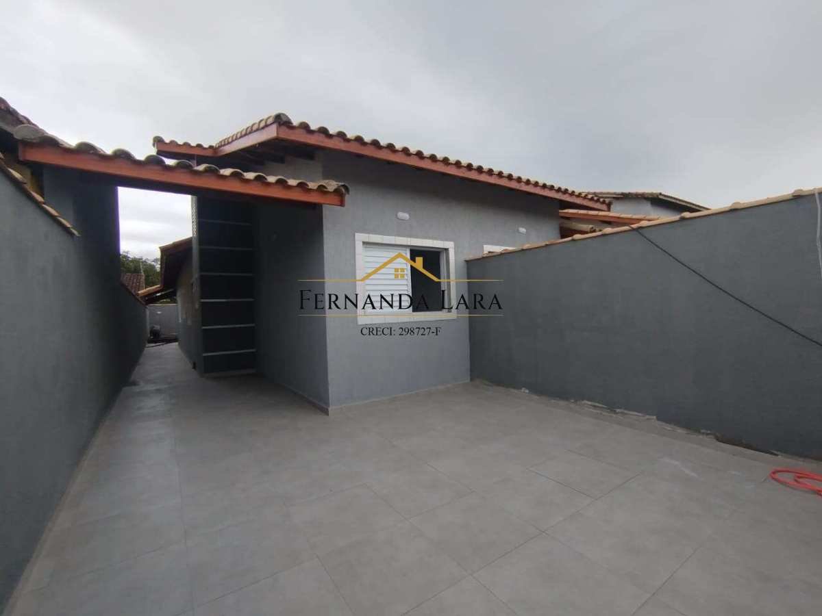 Casa à venda em Peruíbe, Josedy, com 2 quartos, 75m² - Fernanda Lara Corretora