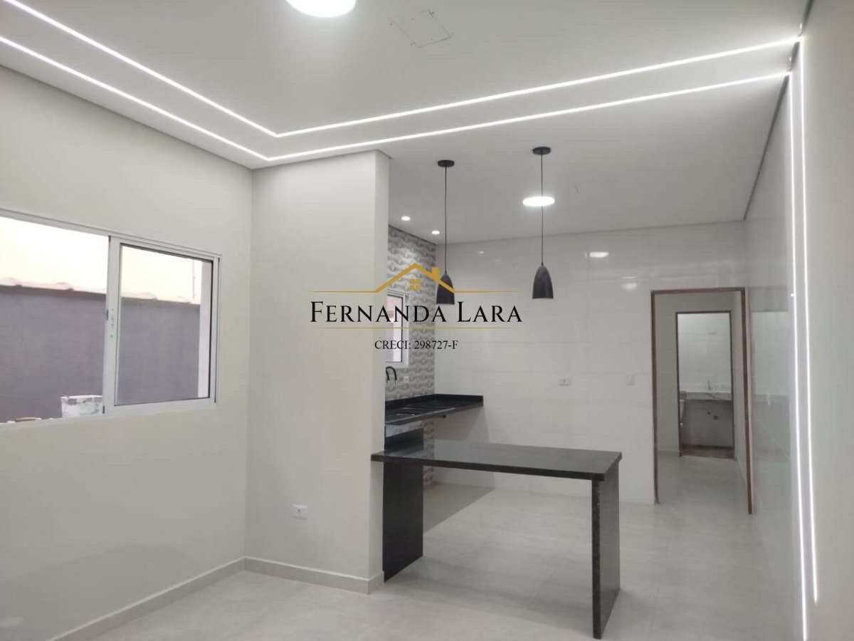 Casa à venda em Peruíbe, Josedy, com 2 quartos, 75m² - Fernanda Lara Corretora