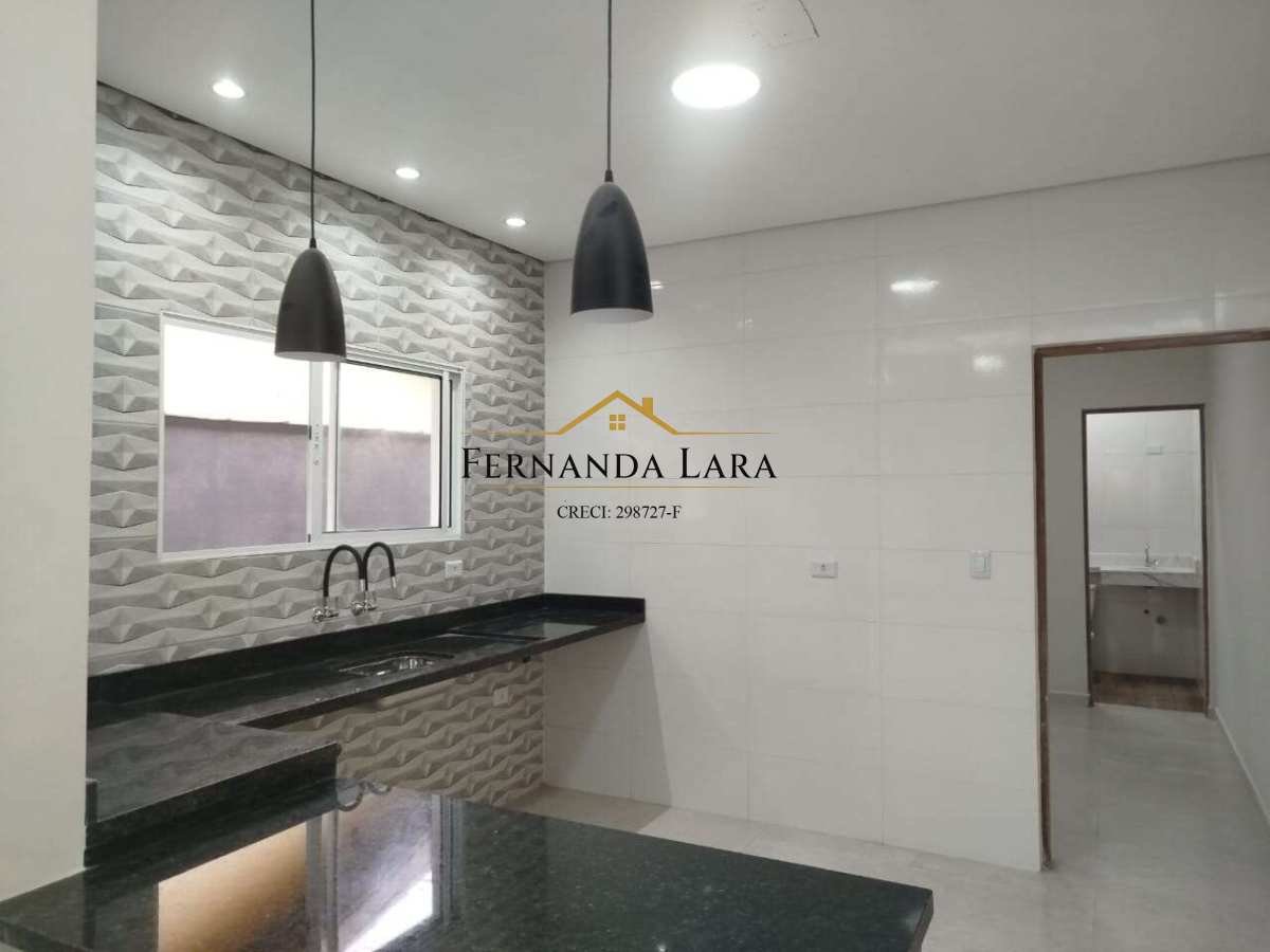Casa à venda em Peruíbe, Josedy, com 2 quartos, 75m² - Fernanda Lara Corretora