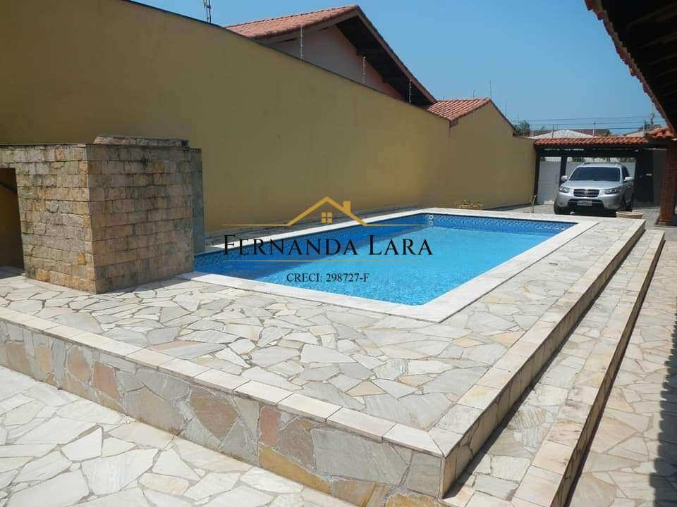 Casa à venda em Peruíbe, Maria Helena Novaes, com 3 quartos, 396m² - Fernanda Lara Corretora