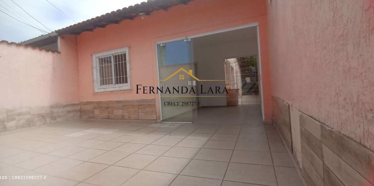 Casa à venda em Peruíbe, Parque Daville, com 2 quartos, 71,12m² - Fernanda Lara Corretora