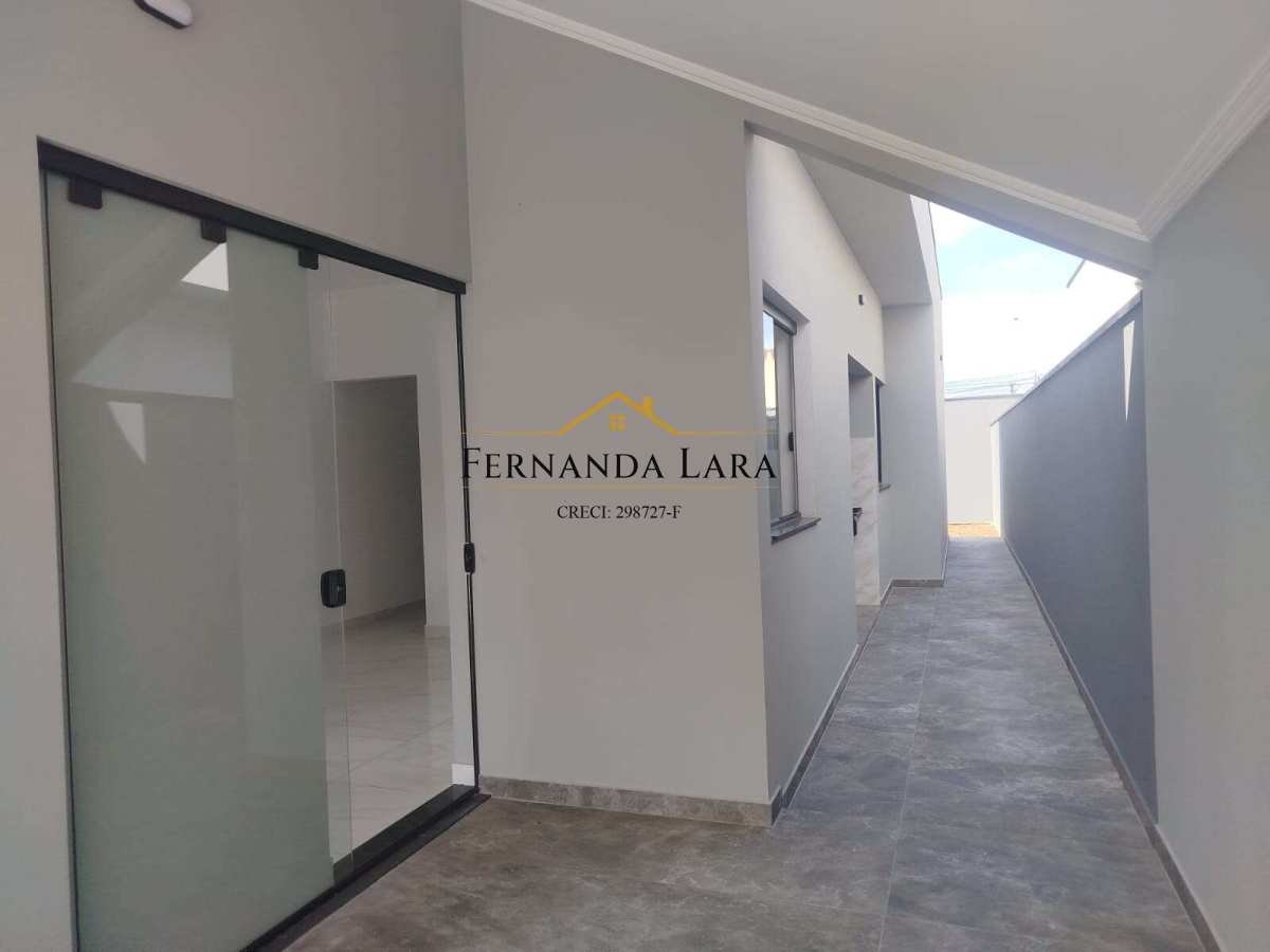 Casa à venda em Peruíbe, Parque Daville, com 2 quartos, 92m² - Fernanda Lara Corretora