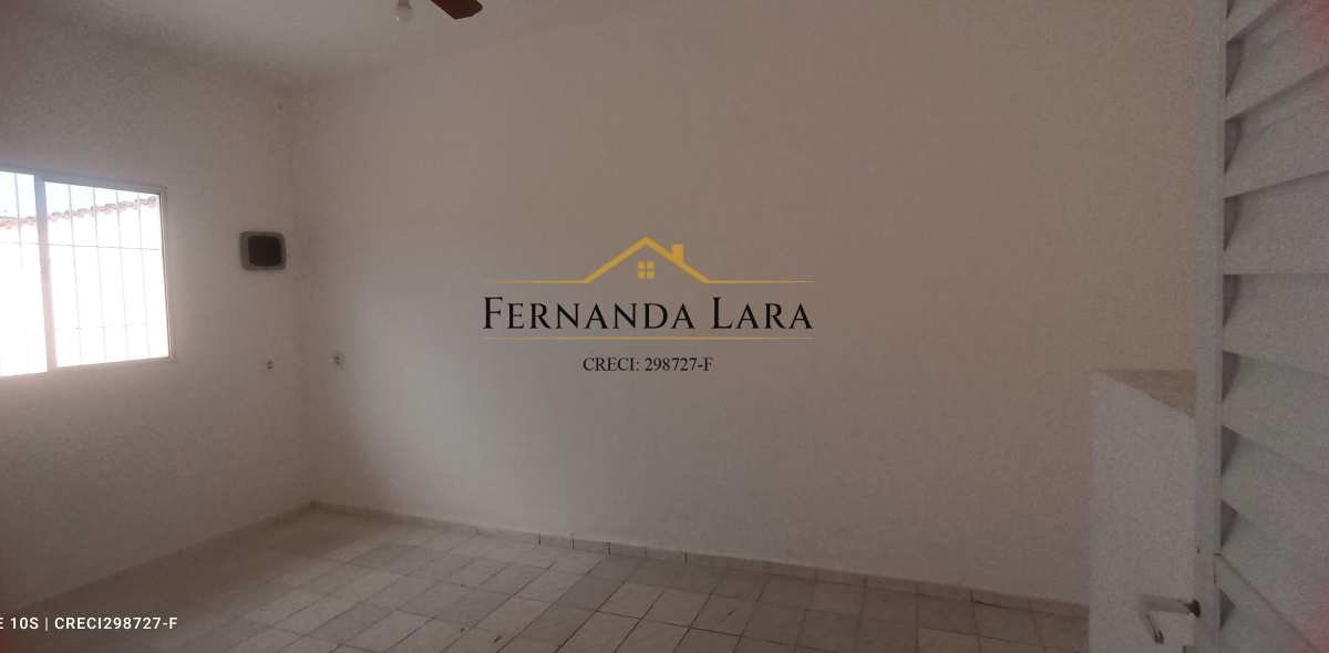 Casa à venda em Peruíbe, Parque Daville, com 2 quartos, 71,12m² - Fernanda Lara Corretora