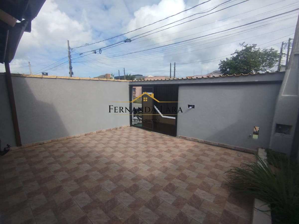 Casa à venda em Peruíbe, São joao batista 2, com 2 quartos, 60m² - Fernanda Lara Corretora