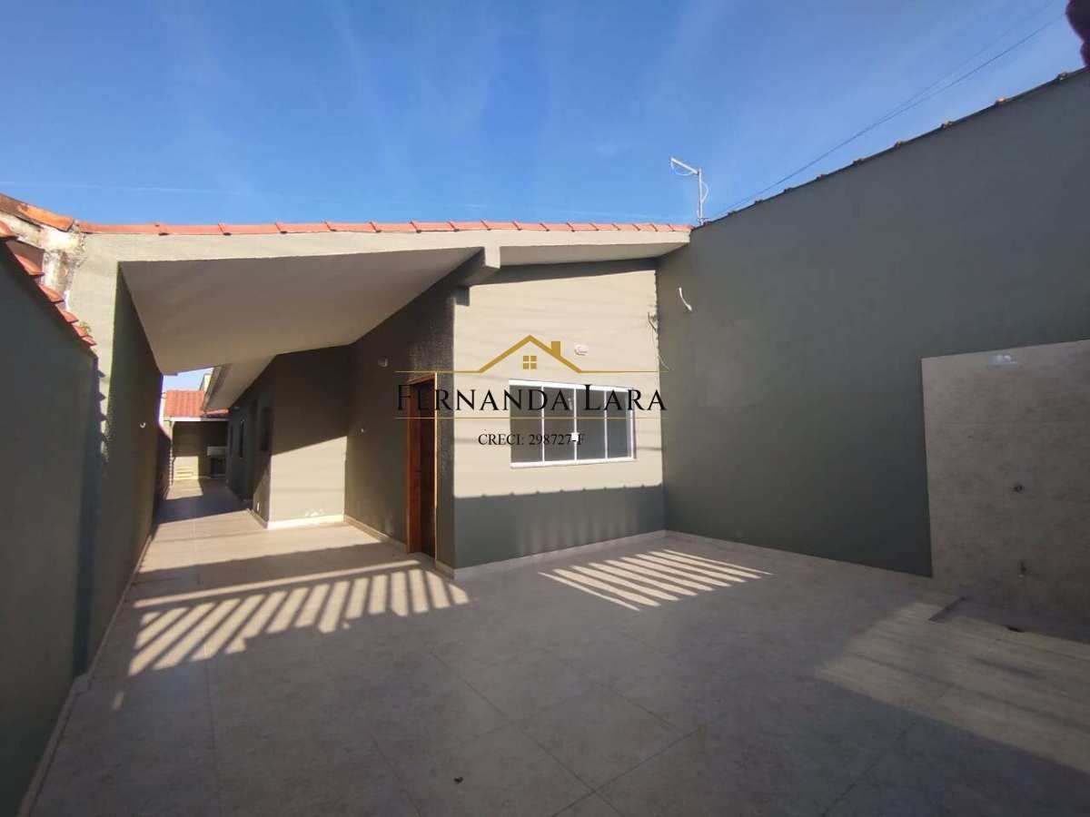 Casa à venda em Peruíbe, São João Batista 2, com 2 quartos, 70m² - Fernanda Lara Corretora