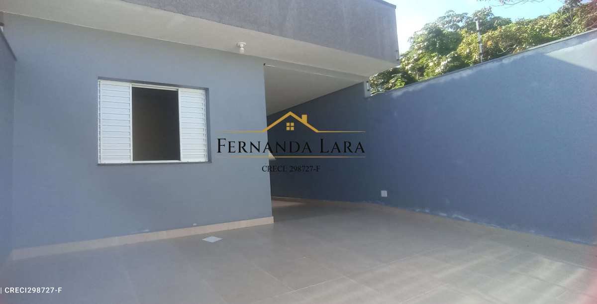 Casa em Peruíbe, Flora Rica 2, com 3 quartos, 84m² - Fernanda Lara Corretora