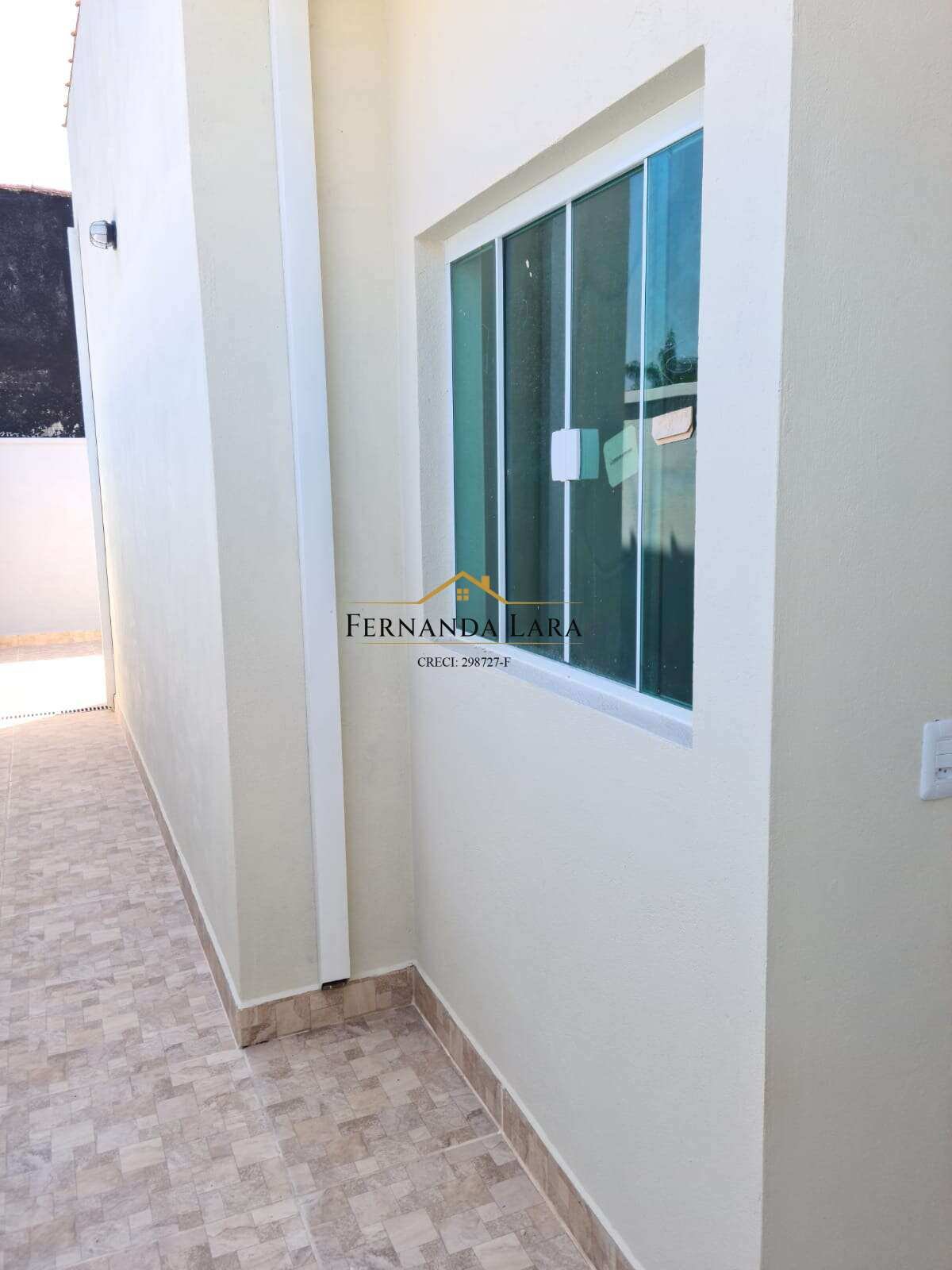 Casa à venda em Peruíbe, Sao jose, com 2 quartos, 72m² - Fernanda Lara Corretora