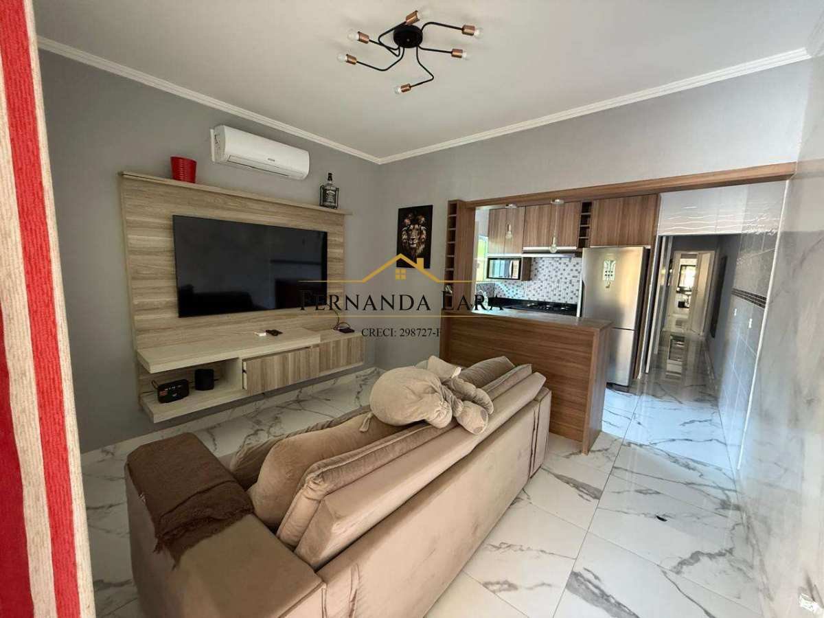 Casa Mobiliada a venda - Fernanda Lara Corretora