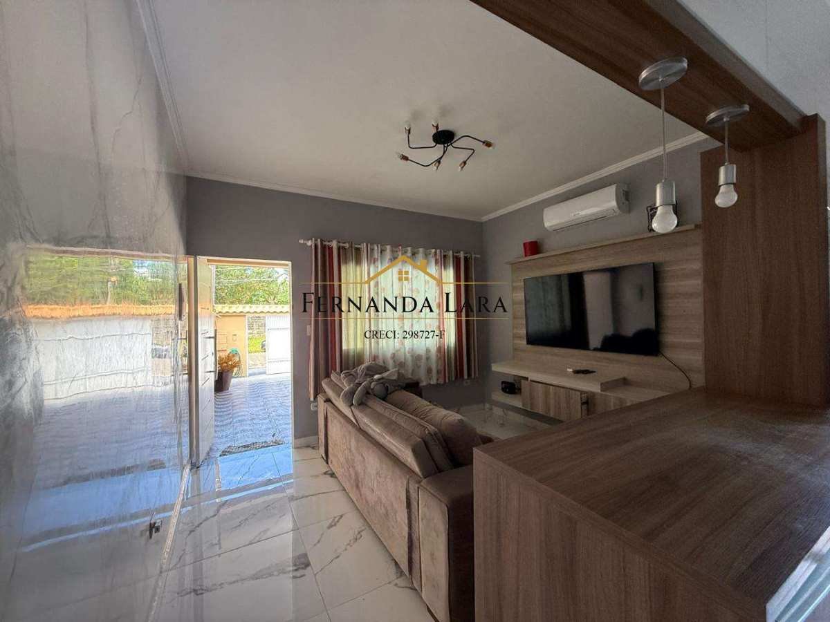 Casa Mobiliada a venda - Fernanda Lara Corretora