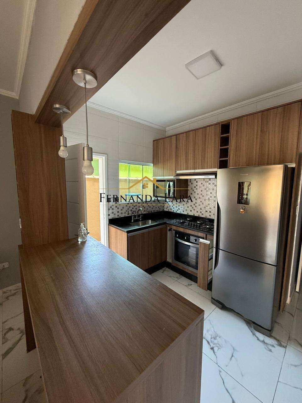 Casa Mobiliada a venda - Fernanda Lara Corretora