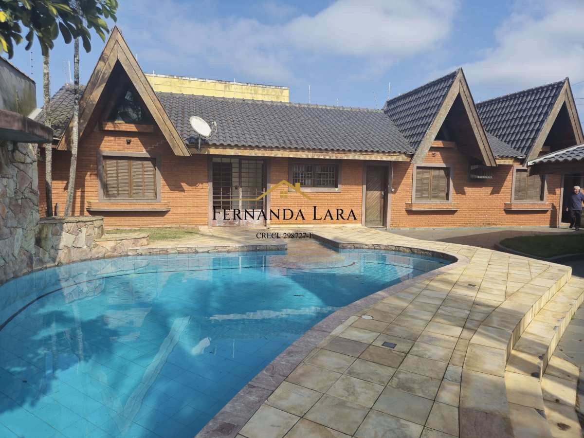 Casa para alugar, Três Marias, com 3 quartos - Fernanda Lara Corretora