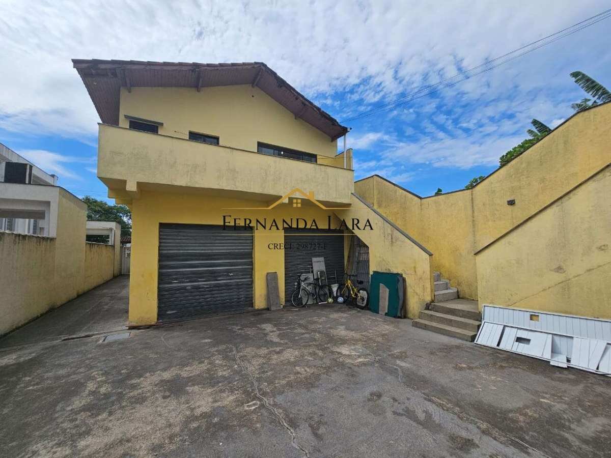 Prédio comercial à venda em Peruíbe, Centro, com 5 quartos, 420m² - Fernanda Lara Corretora