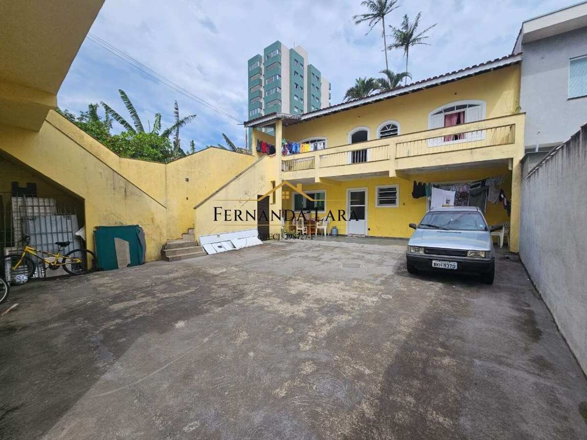 Prédio comercial à venda em Peruíbe, Centro, com 5 quartos, 420m² - Fernanda Lara Corretora