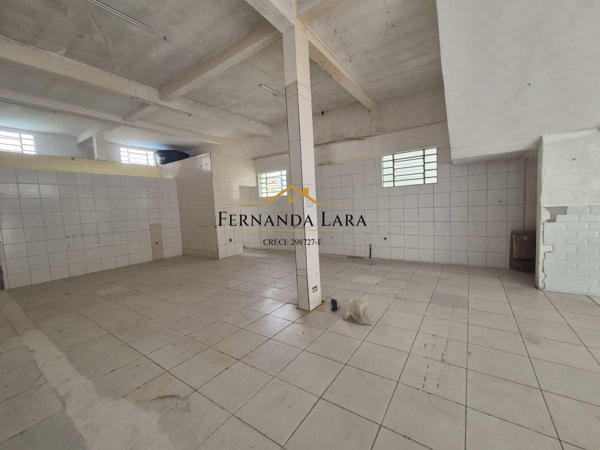 Salão para alugar em Peruíbe, Centro, 200m² - Fernanda Lara Corretora