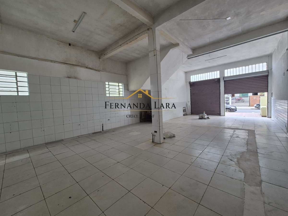 Salão para alugar em Peruíbe, Centro, 200m² - Fernanda Lara Corretora