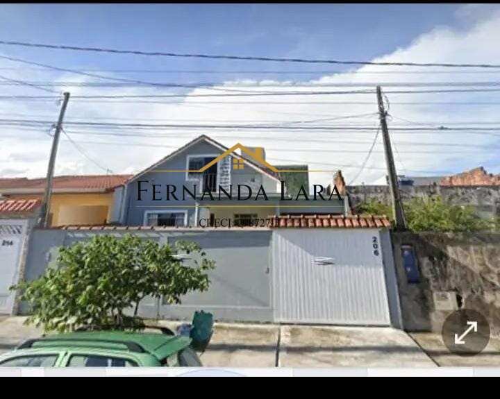 Sobrado à venda em Peruíbe, Vila Romar, com 4 quartos, 190m² - Fernanda Lara Corretora