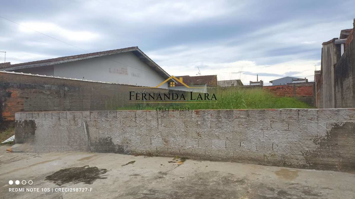 Terreno à venda em Peruíbe, 12x30m²