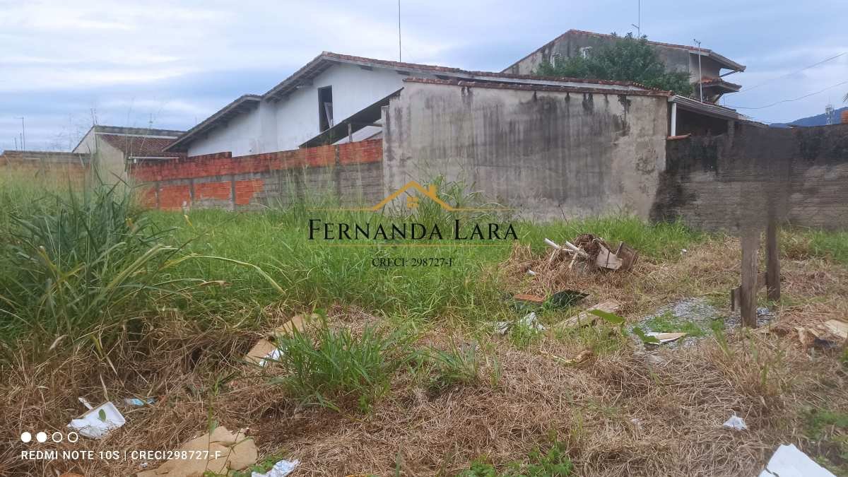Terreno à venda em Peruíbe, 12x30m²