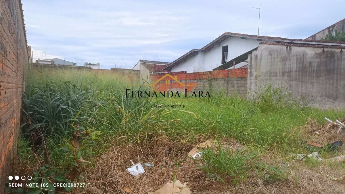Terreno à venda em Peruíbe, 12x30m²