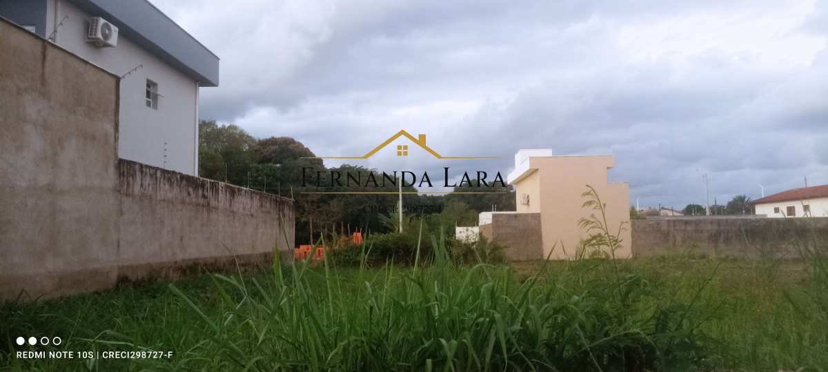 Terreno à venda em Peruíbe, São José, 250m² - Fernanda Lara Corretora