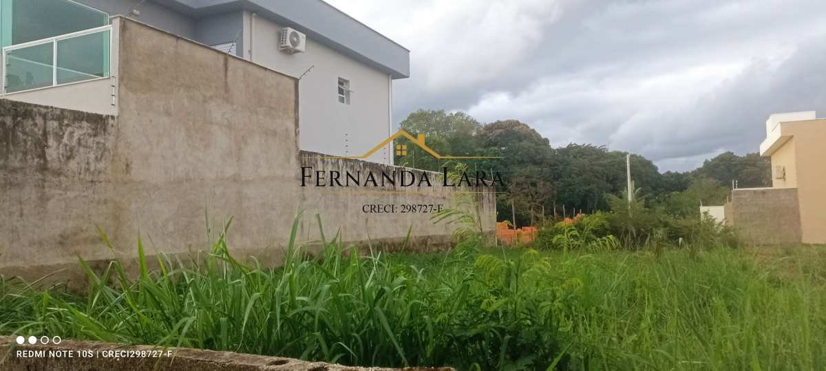 Terreno à venda em Peruíbe, São José, 250m² - Fernanda Lara Corretora