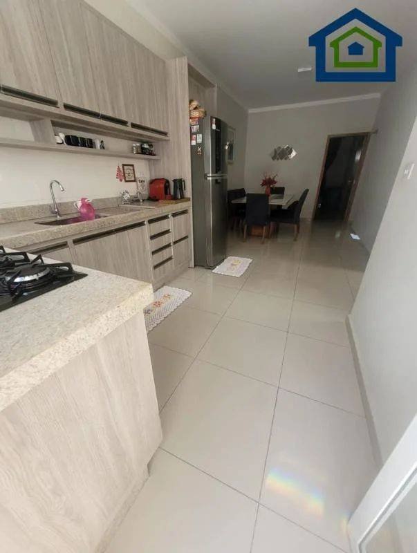 Linda Casa Térrea à Venda com 116m² no Bairro Jardim Maria Eugênia em Sorocaba - SP - Casarely Imóveis