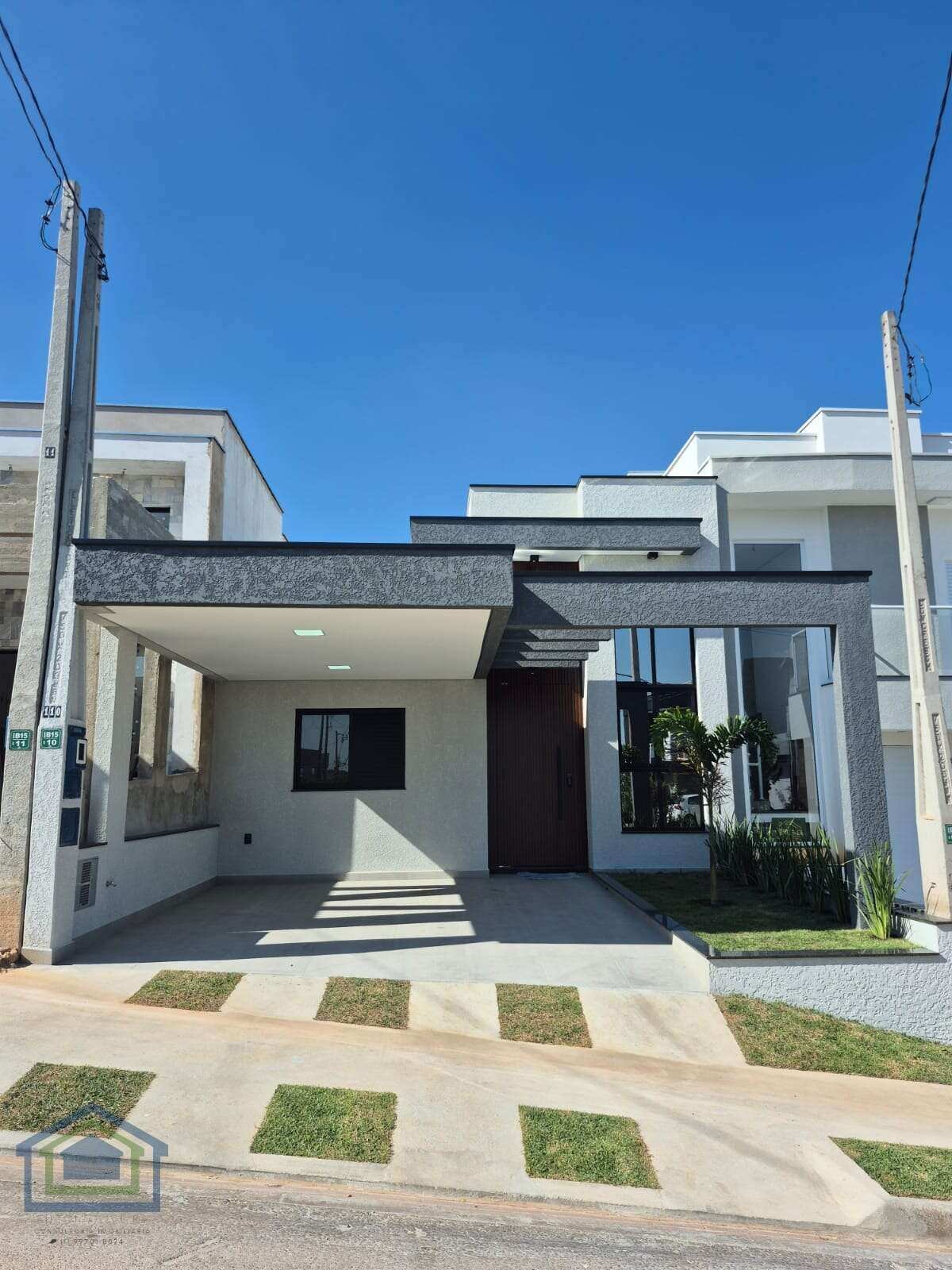 Linda Casa Térrea de 112m²  de Área Construída e Terreno de 150m2, à venda no excelente Condomínio Fechado  Horto Florestal Villagio  em  Sorocaba - S - Casarely Imóveis