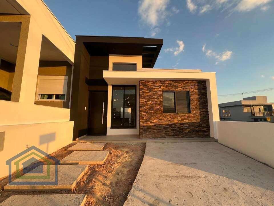 Linda Casa Térrea de 120m² de Área Construída e Terreno de 155m², à venda no excelente Condomínio Fechado Horto Florestal Villagio em Sorocaba - SP - Casarely Imóveis