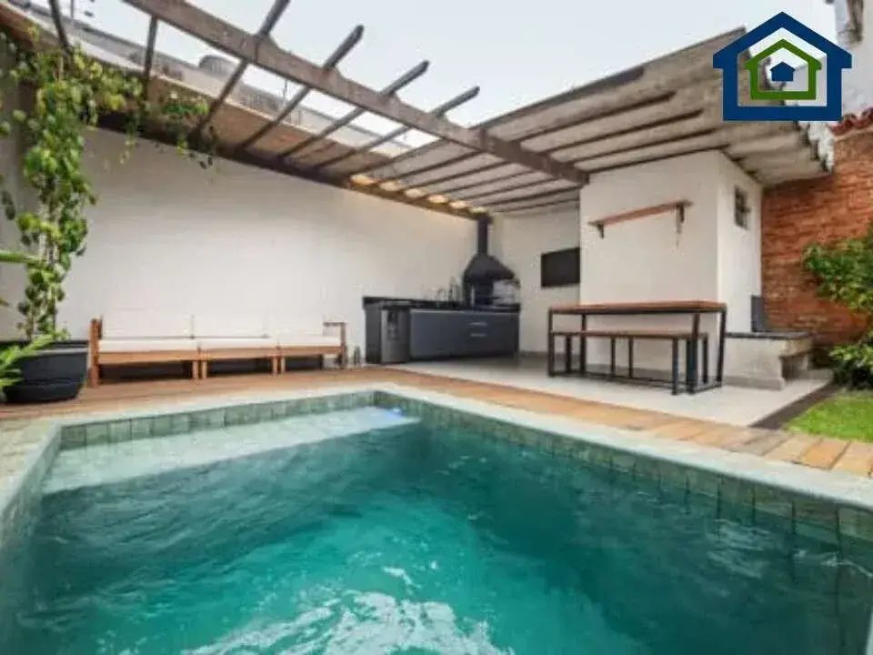 Linda Casa Térrea de 250m, com 04 dormitórios, á venda no Centro - São Caetano do Sul - Casarely Imóveis