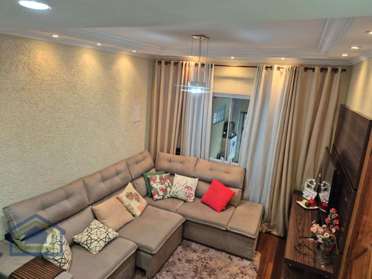 Lindo Sobrado à Venda com 102m² de Área Construída e Terreno de 125m2, no Bairro Assunção em São Bernardo do Campo - SP - Casarely Imóveis