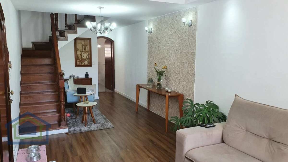 Lindo Sobrado à Venda com 185m² de Área Construída, no bairro Anchieta - São Bernardo Campo - SP. - Casarely Imóveis