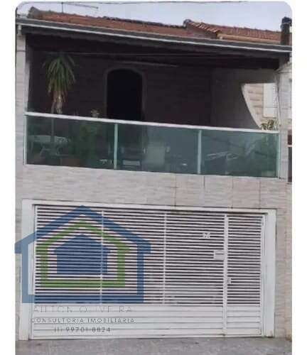 Sobrado à venda com 220m² de Área Construída, terreno de 220m², no bairro Assunção - São Bernardo do Campo - SP. - Casarely Imóveis