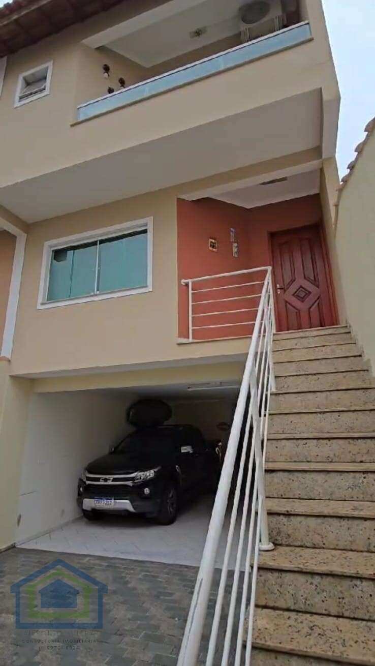 Sobrado à venda com 220m² de Área Construída, terreno de 220m², no Centro de São Bernardo do Campo - SP. - Casarely Imóveis