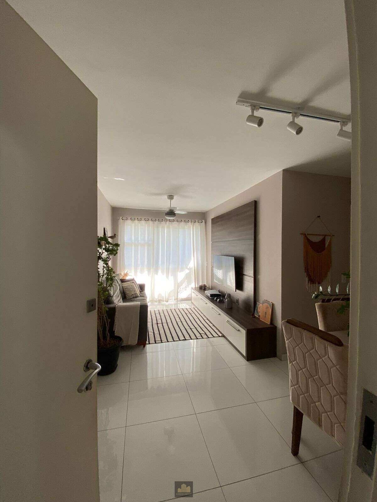  - Apartamento à venda em Niterói, Rio do Ouro, com 2 quartos, 68m²