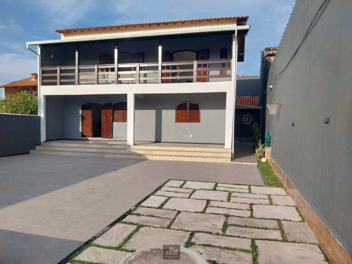  - Casa à venda em Maricá, Jardim Atlântico Central (Itaipuaçu), com 4 quartos, 360m²