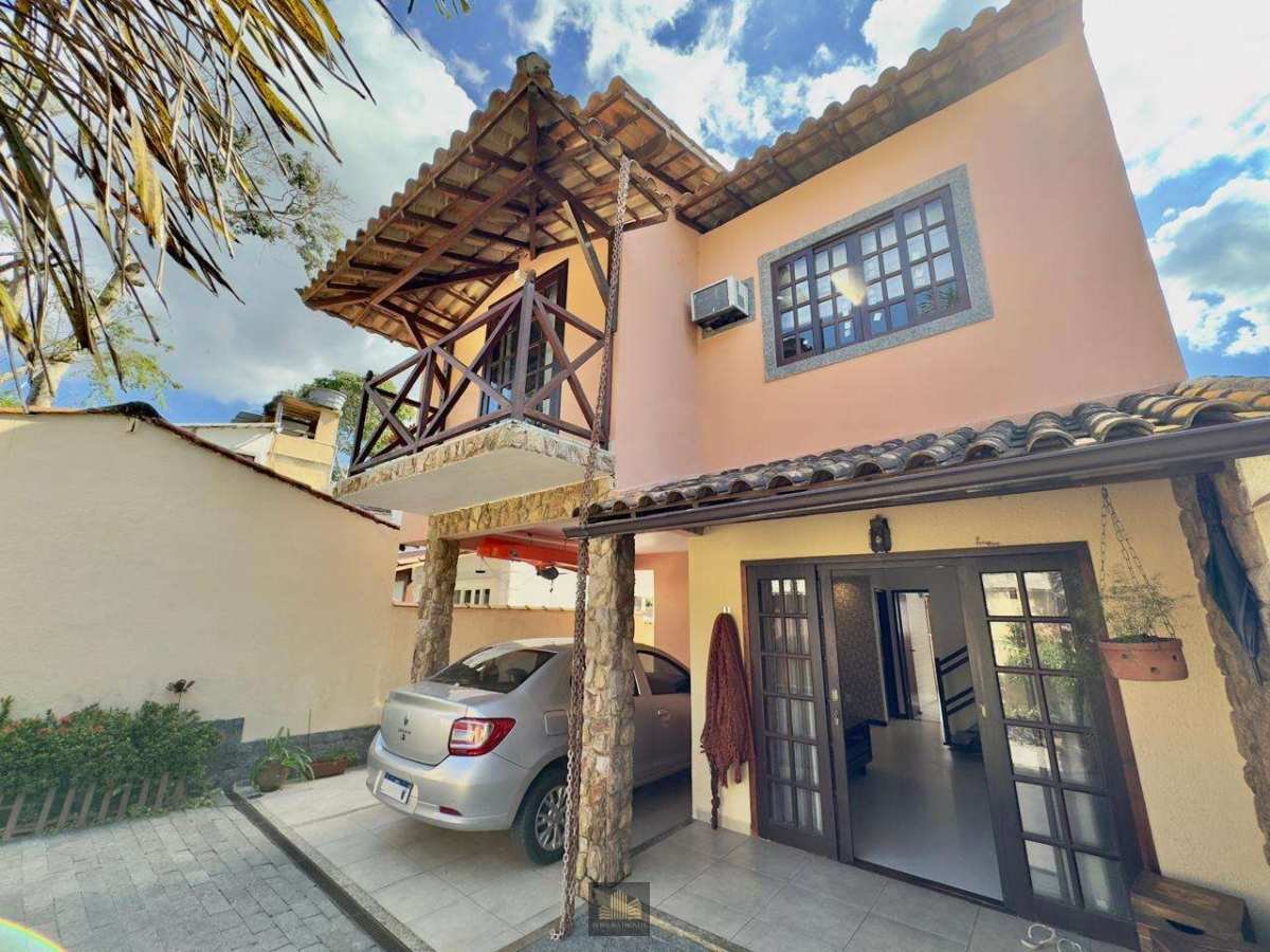  - Casa Duplex no engenho do mato, Niterói,20 minutos da praia! 3 quartos 4 banheiros