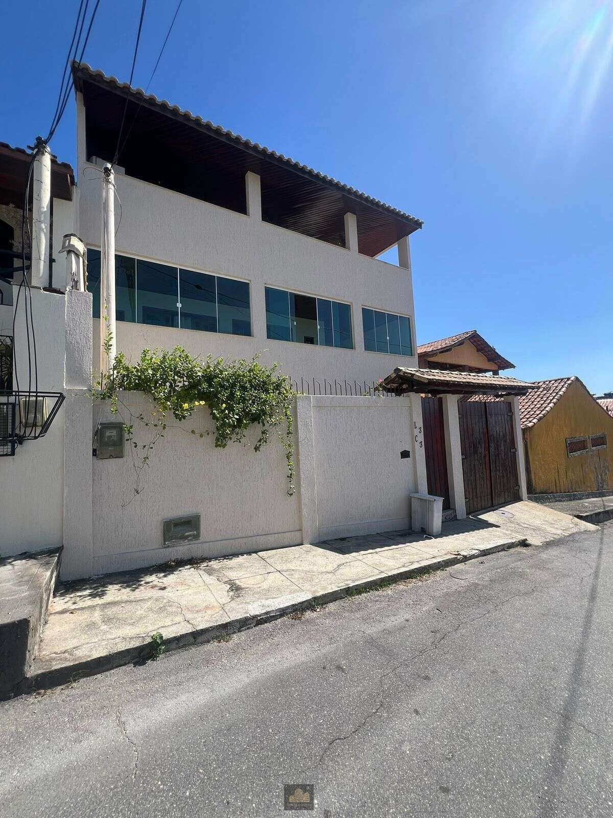  - Casa de condomínio à venda, no Associação dos Moradores Asmonf,  em São Gonçalo, Pacheco, com 5 quartos, 350m²