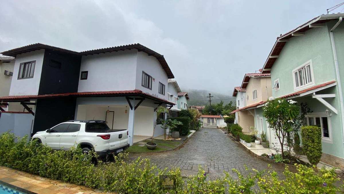 Casa de condomínio à venda com 3 quartos, 200m² - Maravista,Niterói
