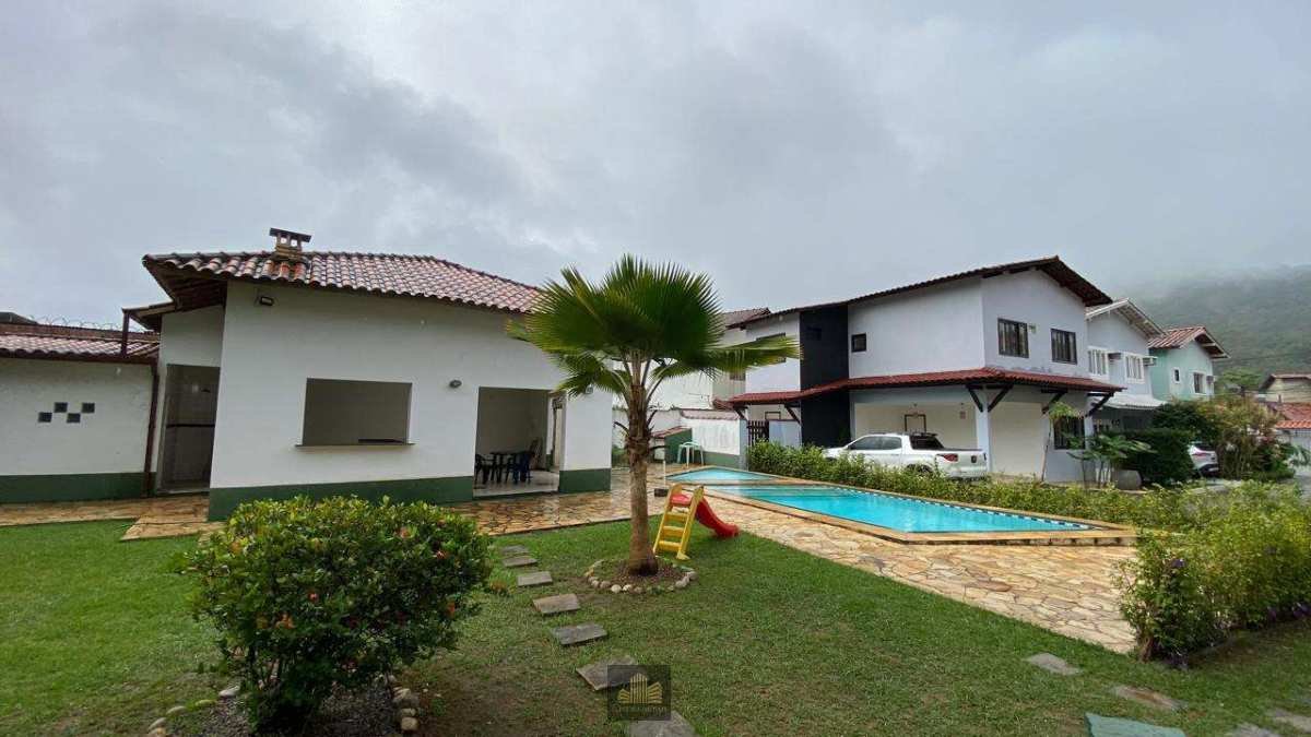 Casa de condomínio à venda com 3 quartos, 200m² - Maravista,Niterói