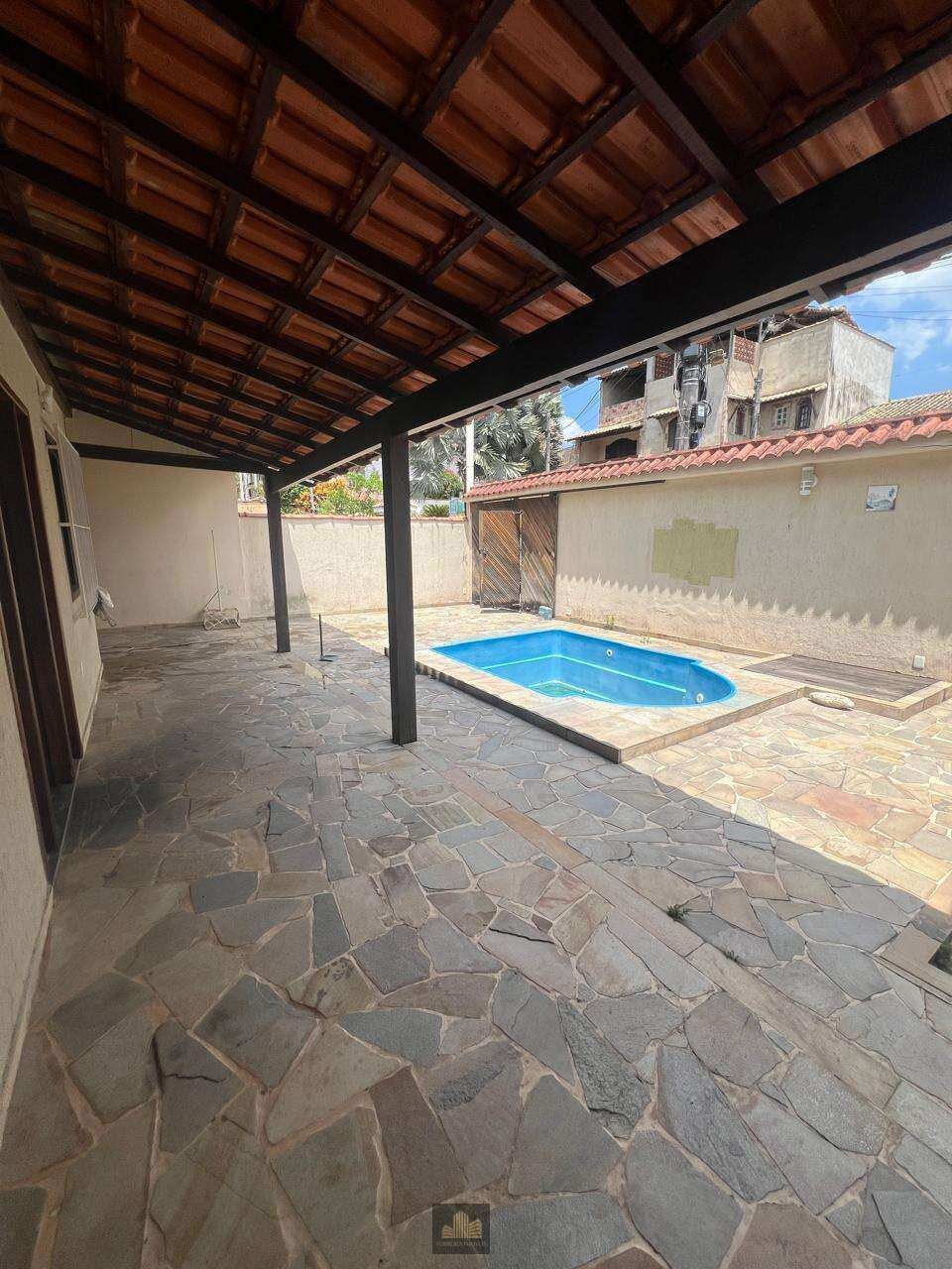  - Casa de condomínio à venda, no Condomínio Village Anchieta,  em São Gonçalo, Rio do Ouro, com 3 quartos, 240m²