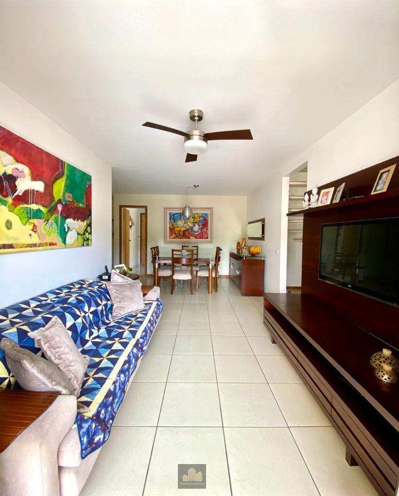 Cobertura à venda com 4 quartos, 252m² - Piratininga,Niterói