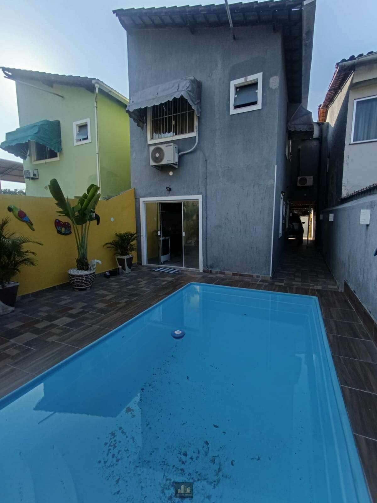  - Excelente duplex localizado no Rio Do Ouro - São Gonçalo