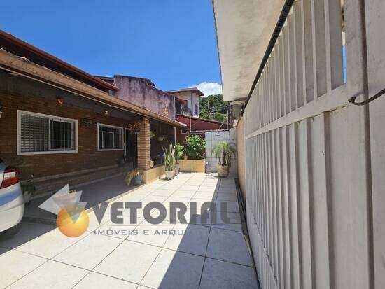 Casa à venda com 3 quartos, 114,00m² - Caputera,Caraguatatuba