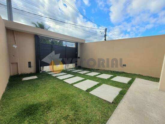 Casa à venda com 3 quartos, 70,00m² - Golfinho,Caraguatatuba