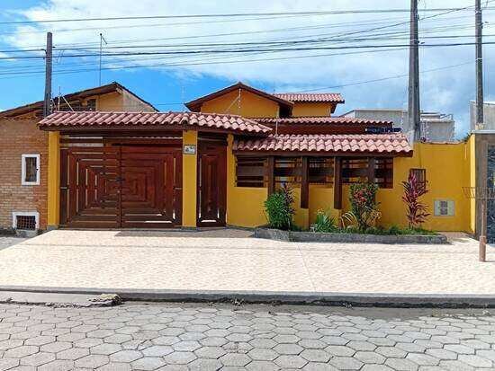 Casa à venda com 4 quartos, 238,11m² - Praia das Palmeiras,Caraguatatuba