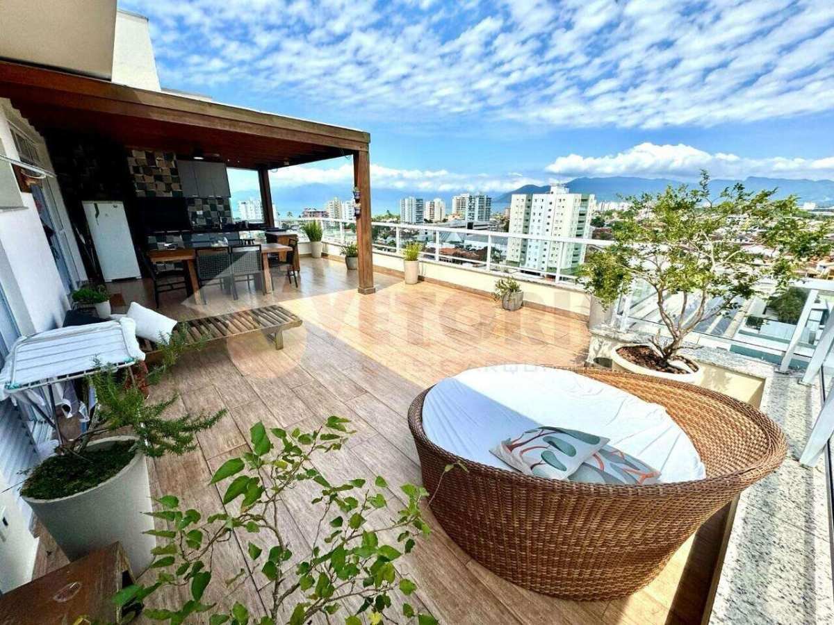 Cobertura à venda com 4 quartos, 210m² - Indaiá,Caraguatatuba