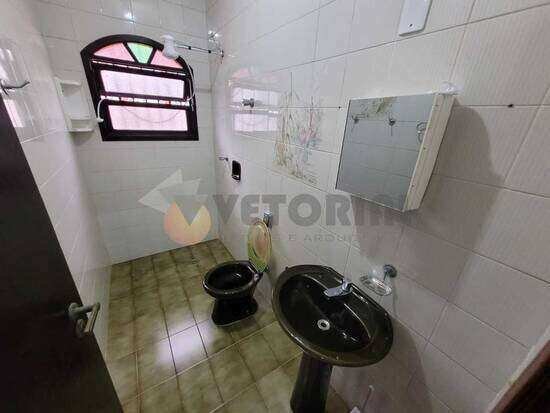 Sobrado à venda com 3 quartos, 180,00m² - Indaiá,Caraguatatuba